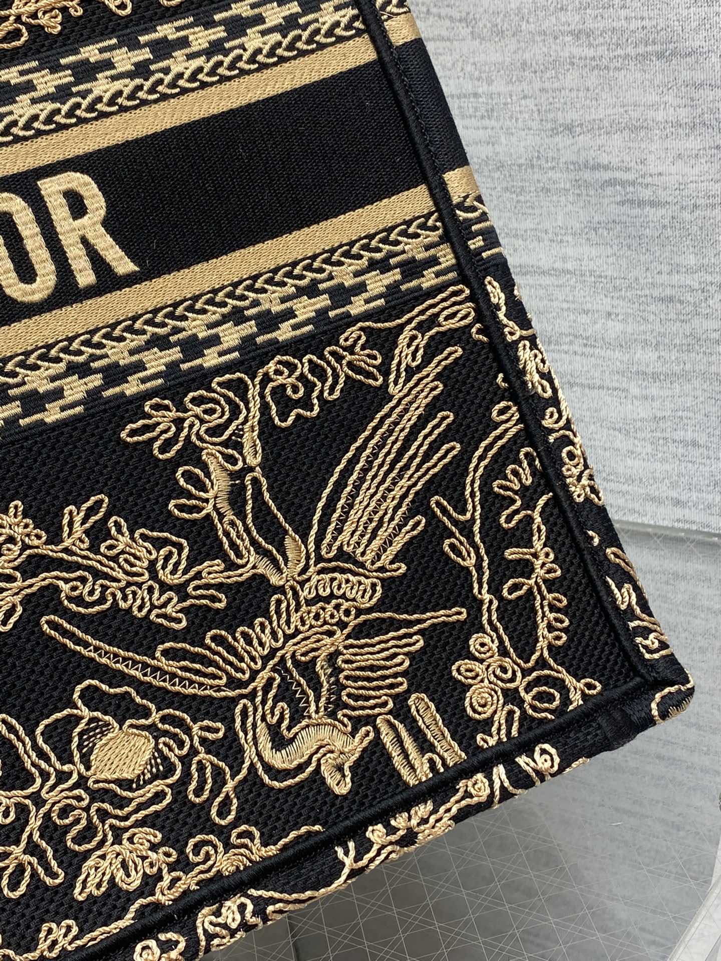 Di0r Book Tote